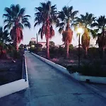 Gomez * לה קאסס ד'אלקנאר